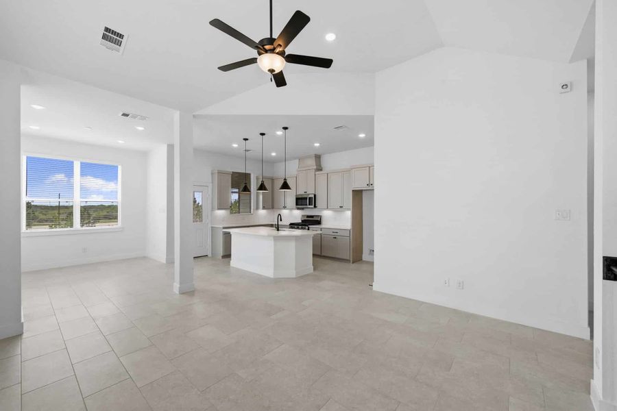 Image 34 of a home in Bridgeland 45's.