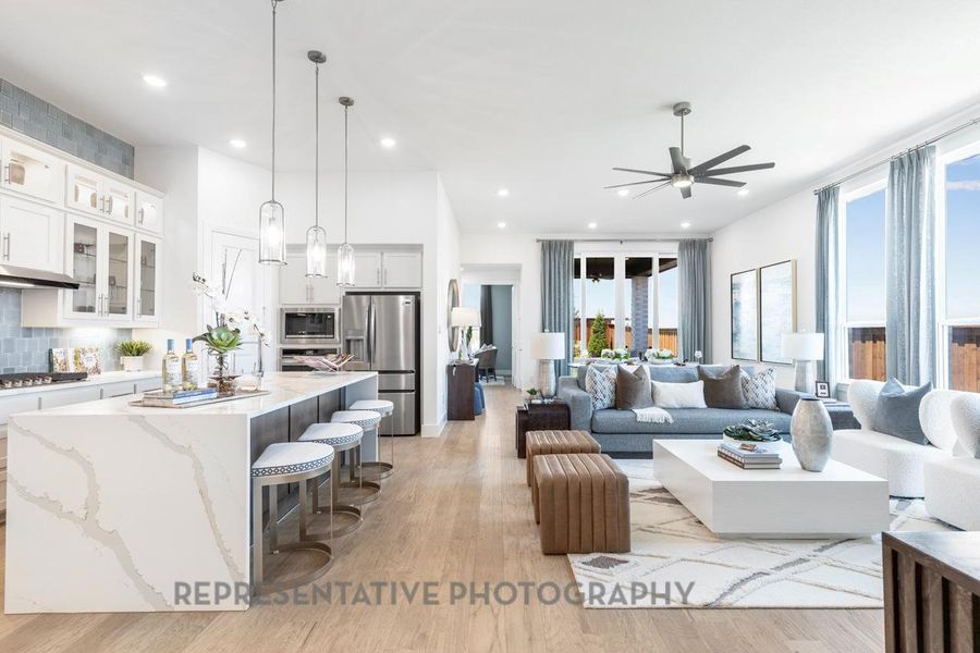 Kitchen/Family Room Kitchen/Family Room