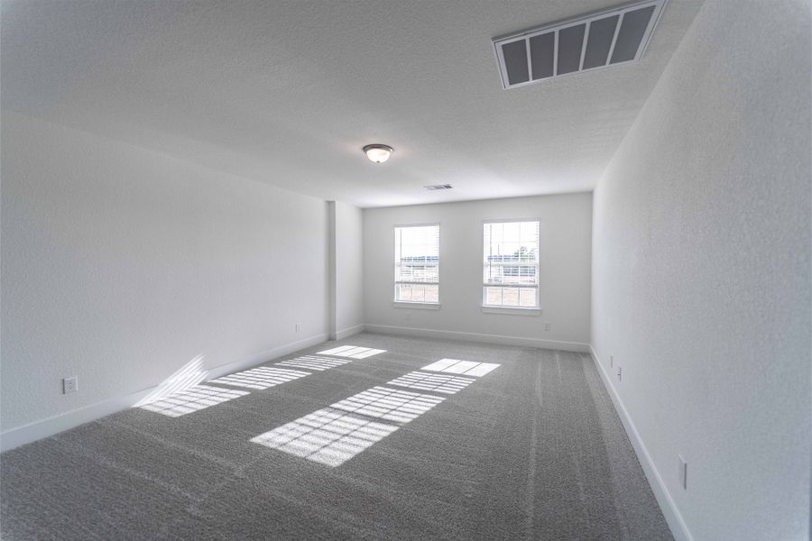 Spacious, unfurnished interior of a new home in Colony at Pinehurst, Pinehurst (Image 19).