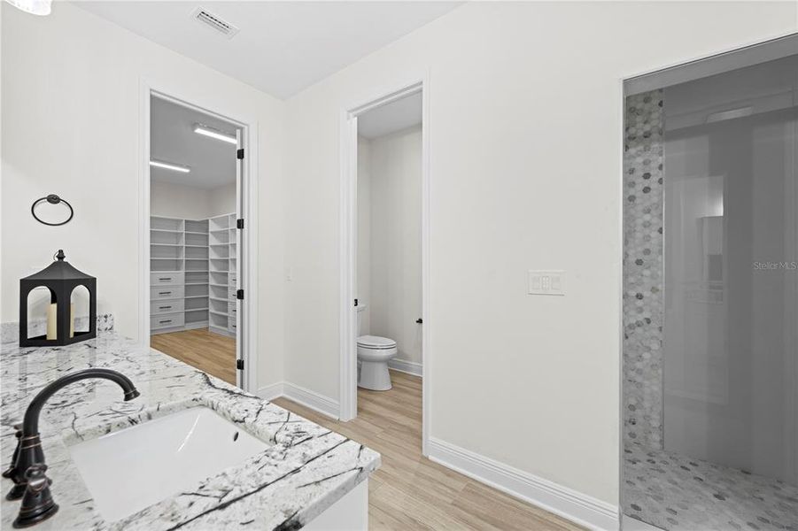 Furnished interior view inside a new home in , Weeki Wachee (Image 19).