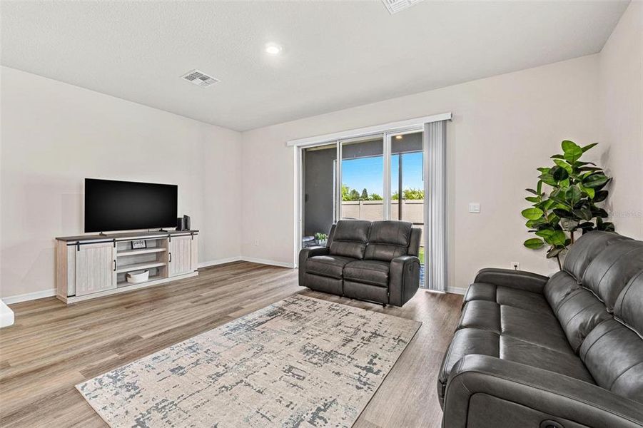 Furnished interior view inside a new home in , Clearwater (Image 32).