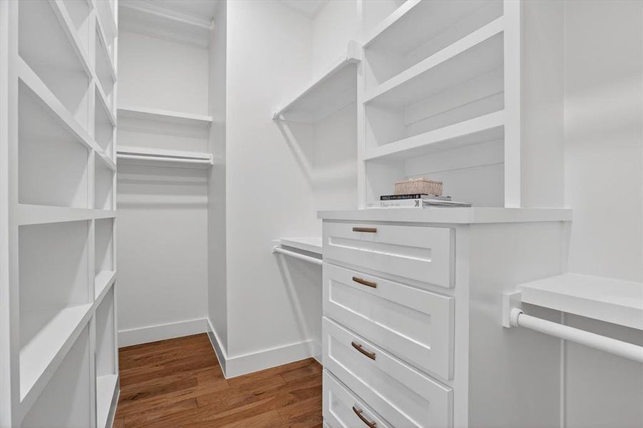 Furnished interior view inside a new home in , Weatherford (Image 15).