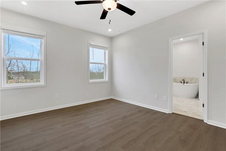 Spacious, unfurnished interior of a new home in Towne Village at Suwanee Dam, Sugar Hill (Image 17). Spacious, unfurnished interior of a new home in Towne Village at Suwanee Dam, Sugar Hill (Image 17).