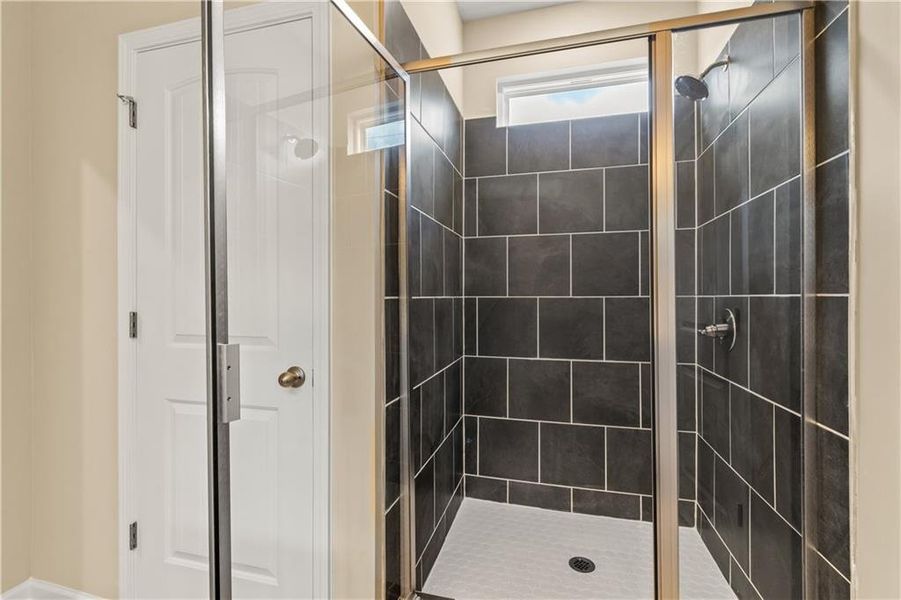 Close-up of interior finishes inside a home in Enclave at Evergreen, Fairburn (Image 20).