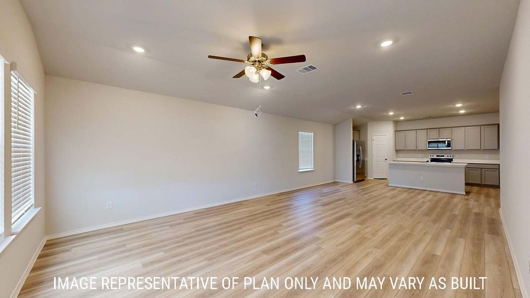 Spacious, unfurnished interior of a new home in Turnbo Ranch, Killeen (Image 17).
