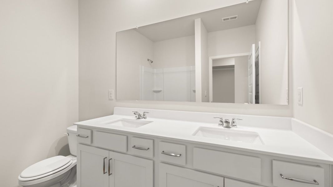 Representative furnished interior of a home built from the GROVER Express by D.R. Horton in Kingston Ranch at Lake Oconee, Buckhead (Image 16). Representative furnished interior of a home built from the GROVER Express by D.R. Horton in Kingston Ranch at Lake Oconee, Buckhead (Image 16).