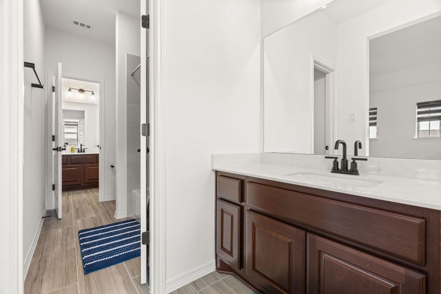 Furnished interior view inside a new home in Santa Rita Ranch, Liberty Hill (Image 33).
