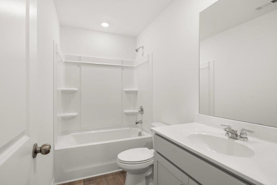 Furnished interior view inside a new home in Timber Ridge: Timber Ridge 42', Douglasville (Image 6).