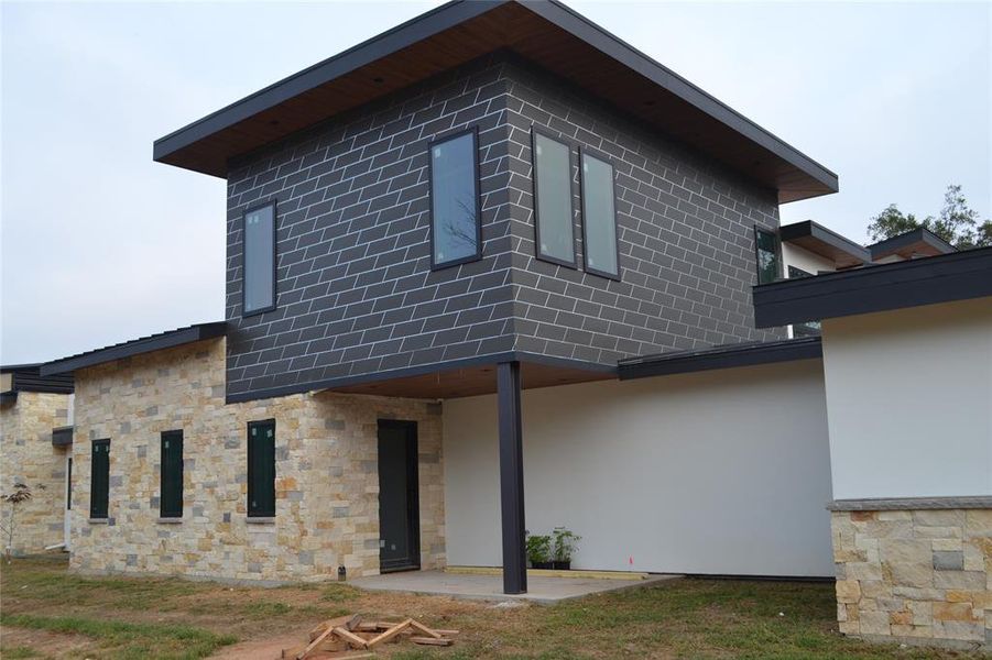 Exterior details and patio area of a home in , Granbury (Image 9). Exterior details and patio area of a home in , Granbury (Image 9).