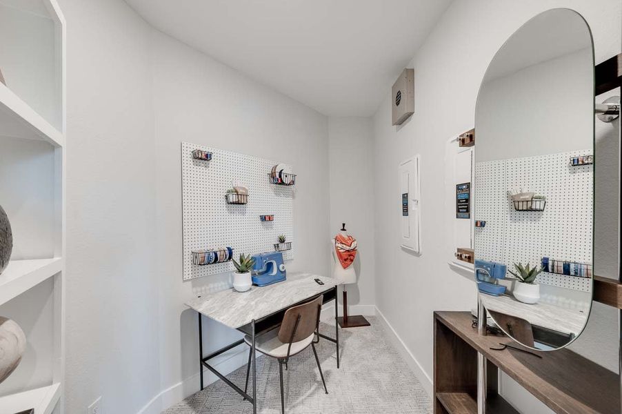 Representative furnished interior of a home built from the Verona by Tri Pointe Homes in Sienna 80′, Missouri City (Image 34).