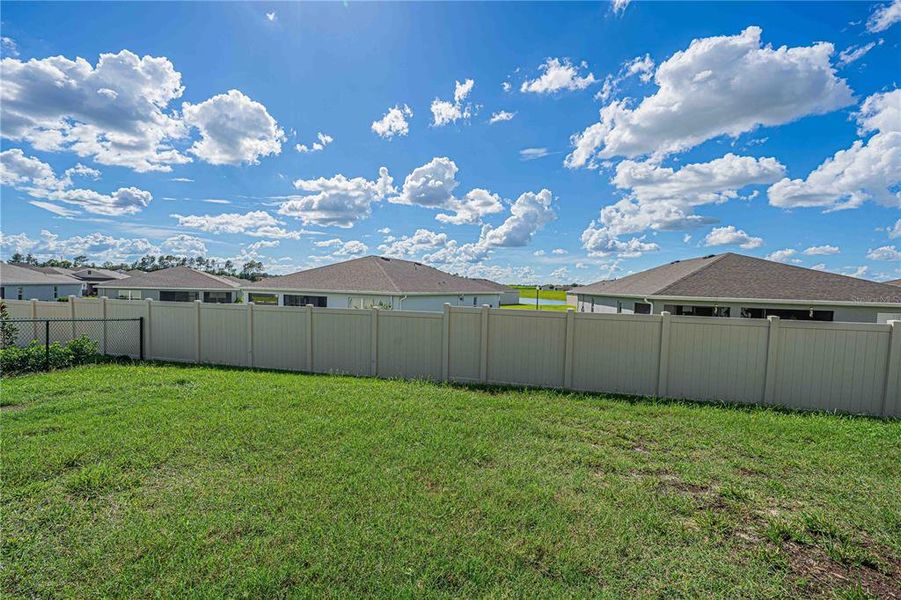 Exterior details and patio area of a home in JB Ranch, Ocala (Image 4).