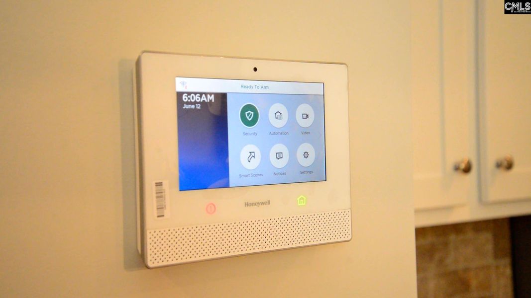 Image 24 of a home in Beach Forest.