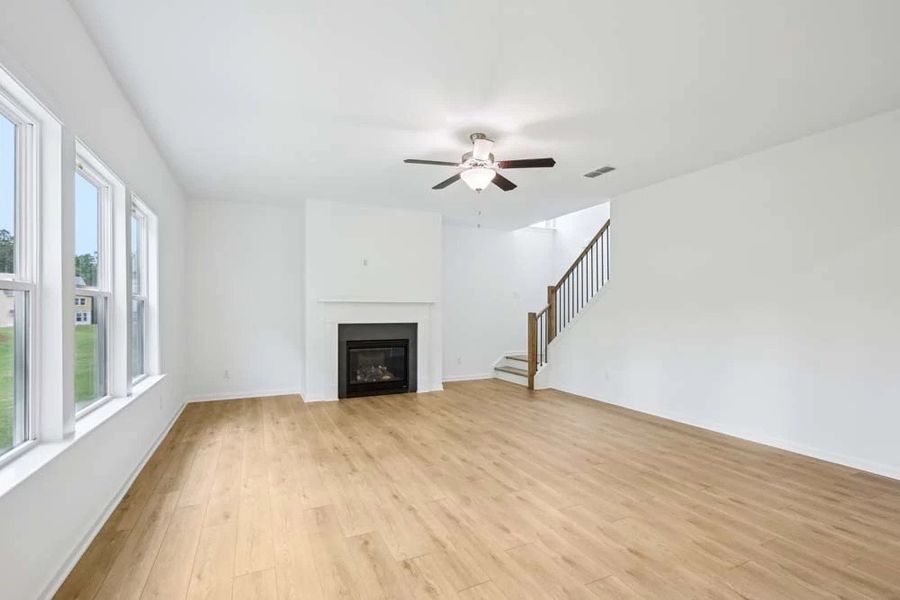 Sample Photo: Family Room