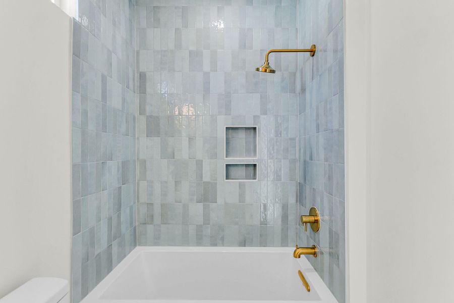 Close-up of interior finishes inside a home in , Charleston (Image 19).