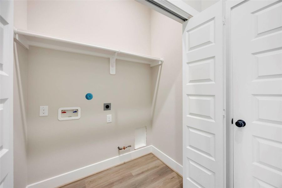 Washer and dryer connections! Inside of the home! Washer and dryer connections! Inside of the home!