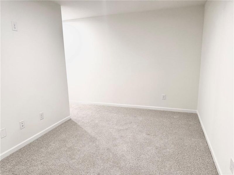 Spacious, unfurnished interior of a new home in Silver Leaf, Dawsonville (Image 14).