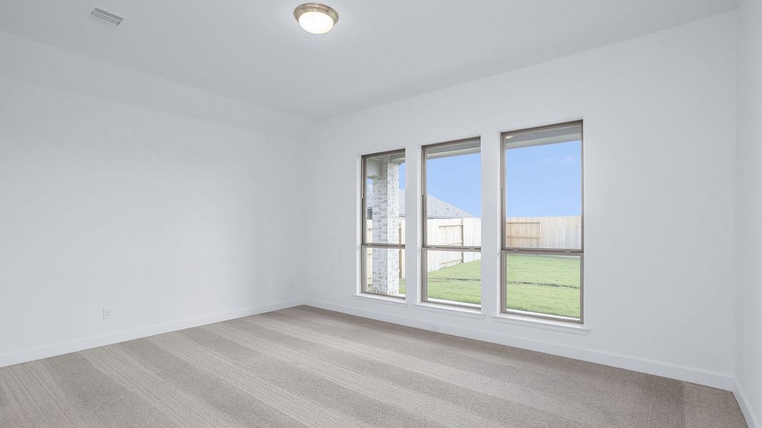 Spacious, unfurnished interior of a new home in Everly, Hockley (Image 13).