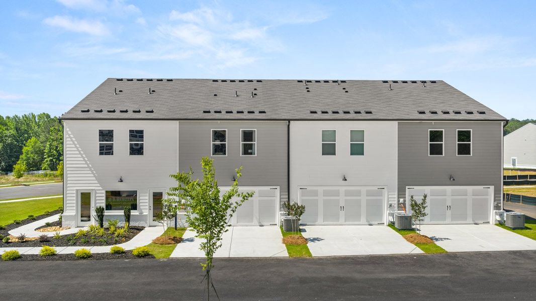 Exterior details and patio area of a home in Echo Glen, Stockbridge (Image 3).