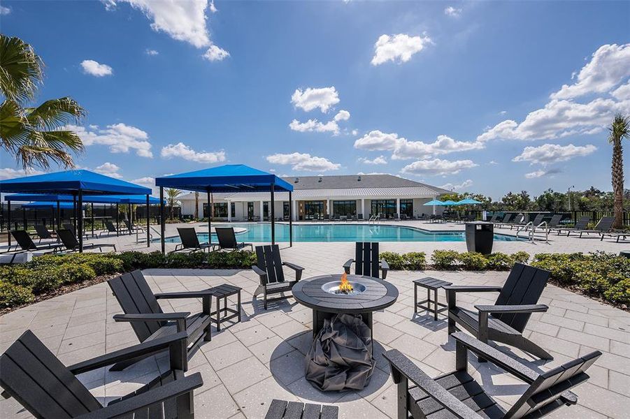 Community amenities in Woodland Preserve, Parrish (Image 68).