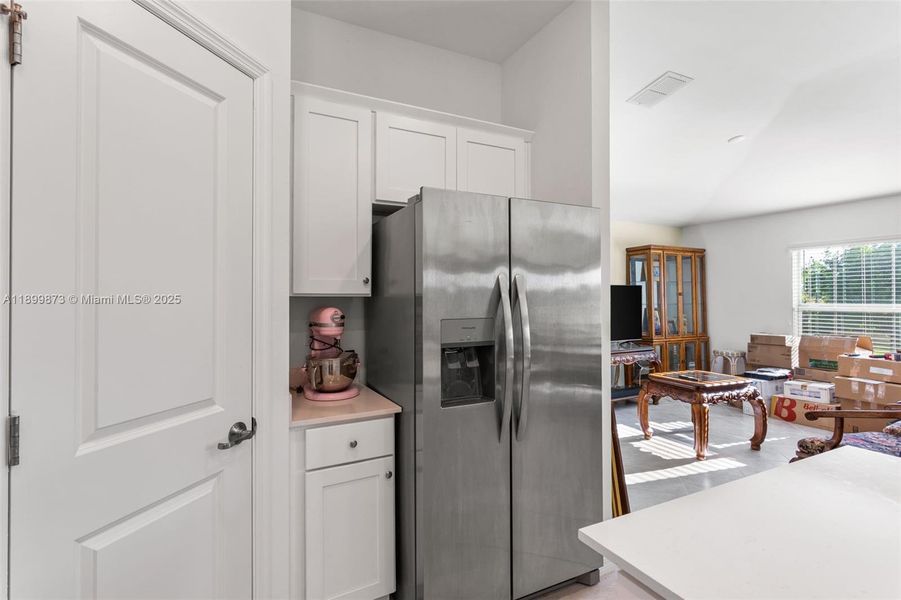 Furnished interior view inside a new home in , Lehigh Acres (Image 8). Furnished interior view inside a new home in , Lehigh Acres (Image 8).
