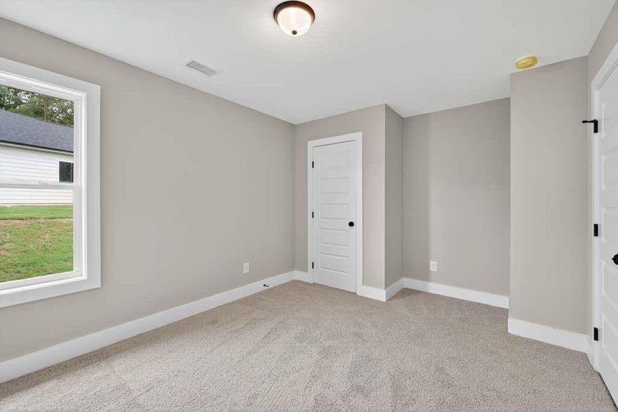 Spacious, unfurnished interior of a new home in , Winder (Image 24).