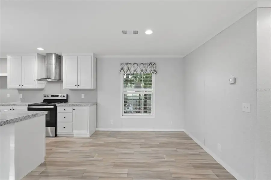Image 25 of a home in .