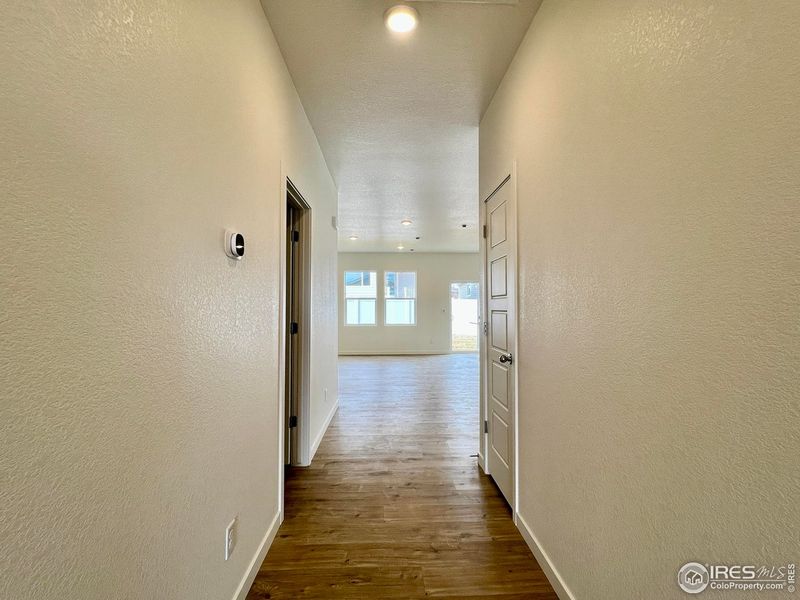Spacious, unfurnished interior of a new home in Union Colony West, Greeley (Image 12).