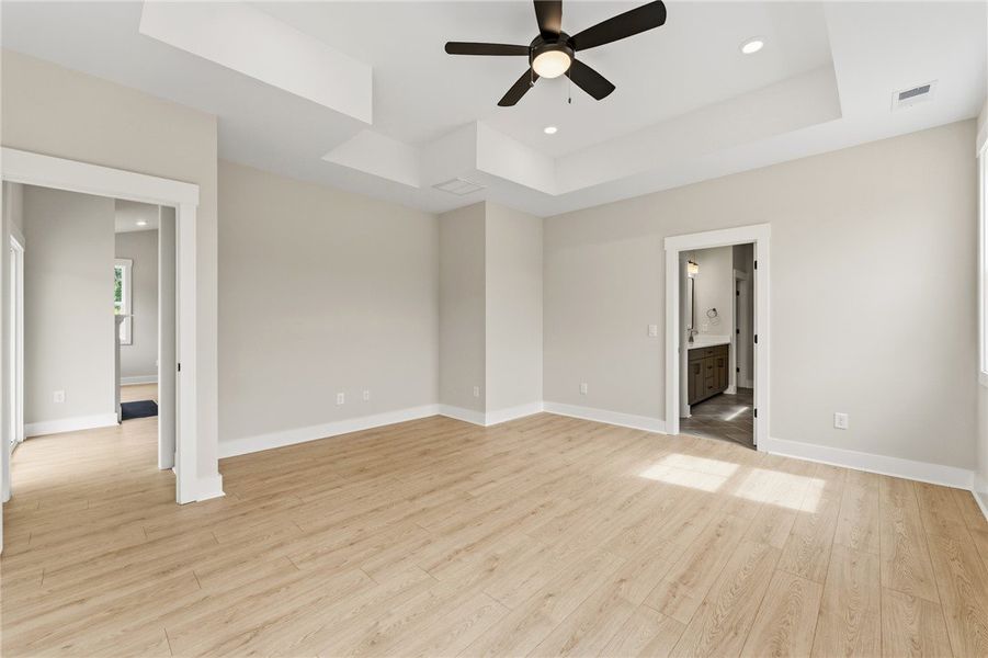 Spacious, unfurnished interior of a new home in Saratoga Oaks, Williamston (Image 23). Spacious, unfurnished interior of a new home in Saratoga Oaks, Williamston (Image 23).