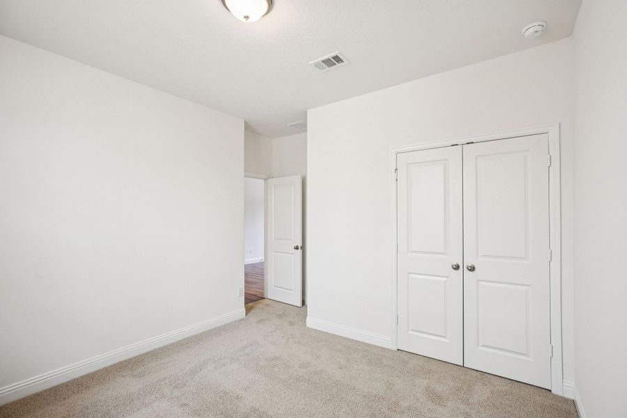 Spacious, unfurnished interior of a new home in Evergreen 40', Conroe (Image 30).
