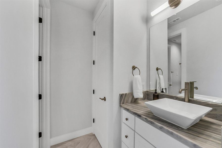 Furnished interior view inside a new home in Lakeview, Waller (Image 12).