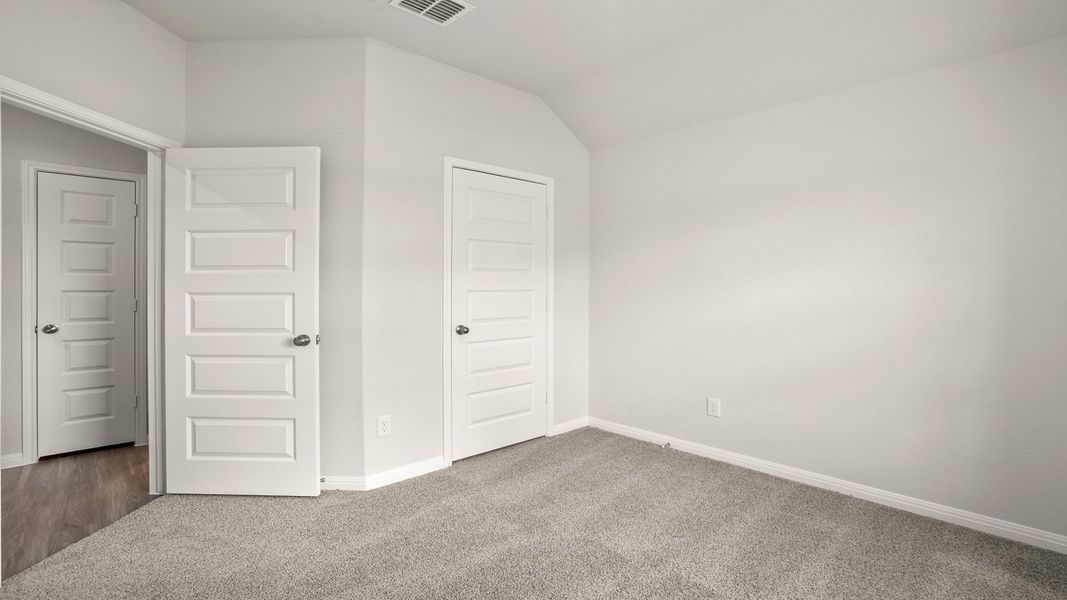 Spacious, unfurnished interior of a new home in Hunters Ranch, San Antonio (Image 11). Spacious, unfurnished interior of a new home in Hunters Ranch, San Antonio (Image 11).