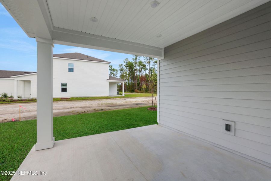 Exterior details and patio area of a home in Brook Forest, St. Augustine (Image 22).
