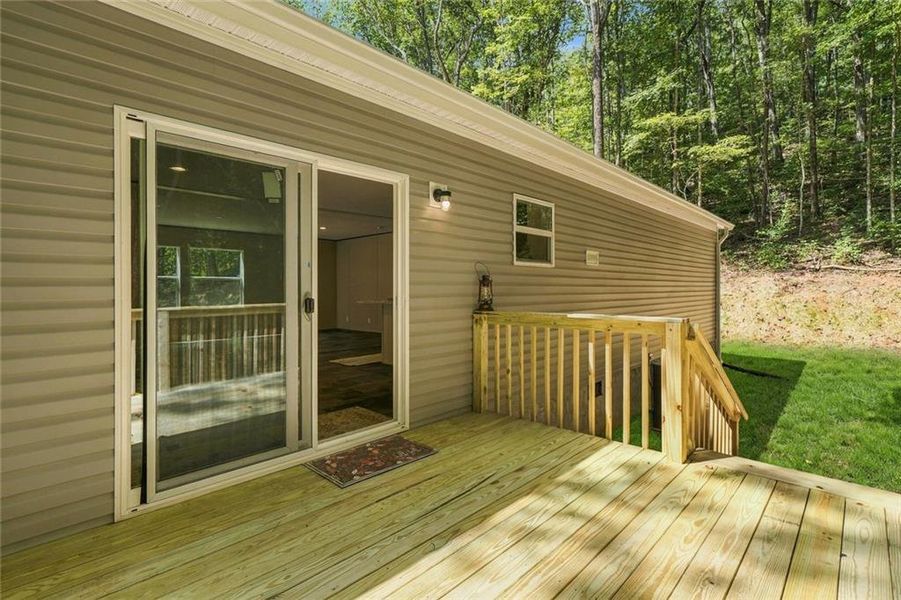 Exterior details and patio area of a home in , Jasper (Image 24).