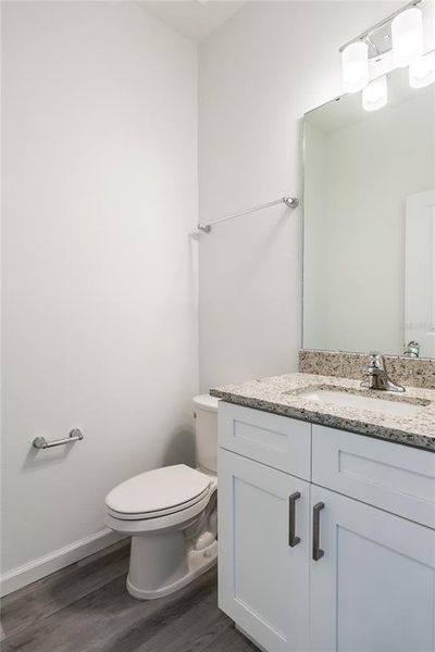 Furnished interior view inside a new home in , Orlando (Image 10).
