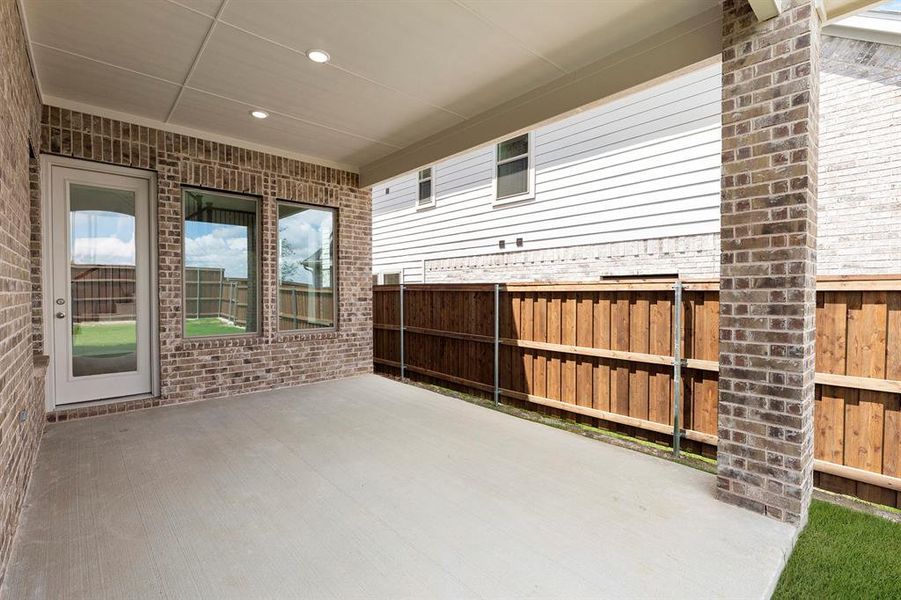 25. 616 Carlow - Paito