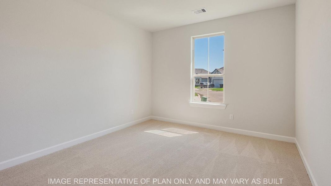 Spacious, unfurnished interior of a new home in Wellborn Settlement, College Station (Image 12).