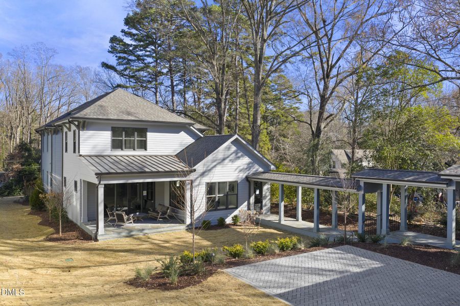 DJI_20251222132207_0006_D