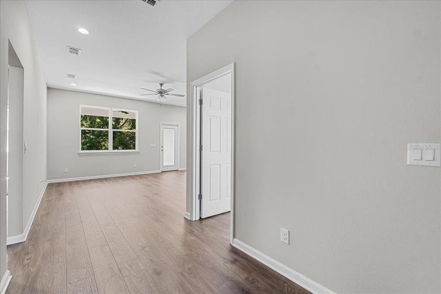 Spacious, unfurnished interior of a new home in , Mulberry (Image 15).