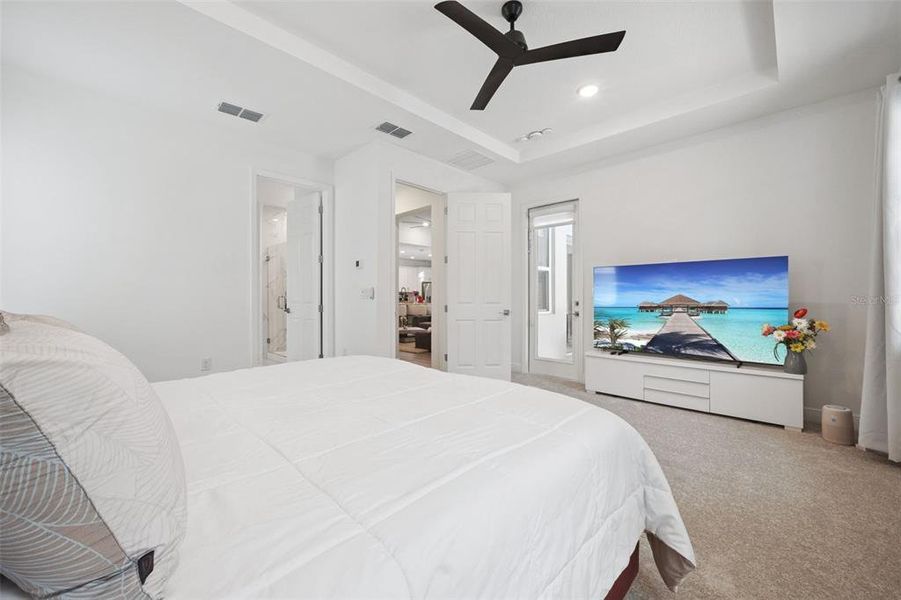 Furnished interior view inside a new home in , Mount Dora (Image 57).