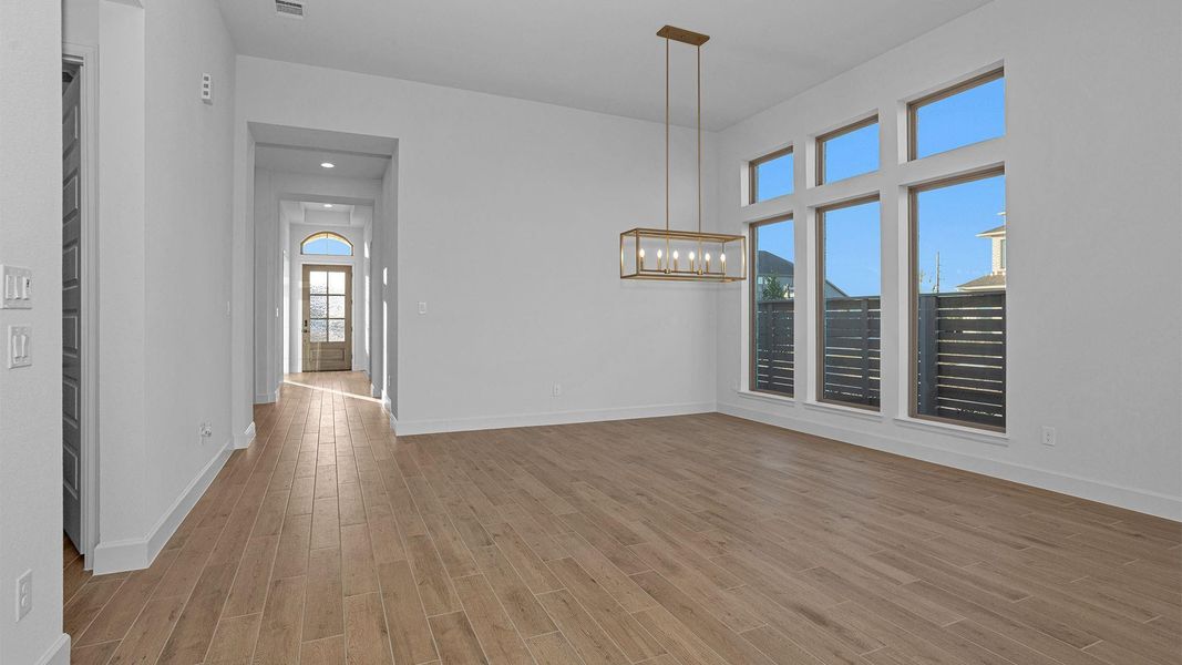 Spacious, unfurnished interior of a new home in Austin Point 60', Richmond (Image 6).