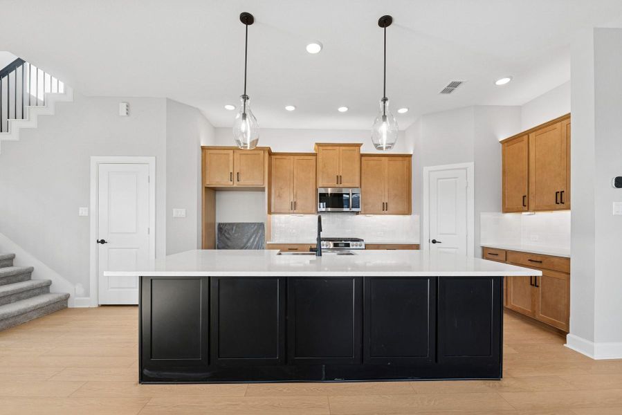 Furnished interior view inside a new home in Pomona 40' Homesites, Manvel (Image 6). Furnished interior view inside a new home in Pomona 40' Homesites, Manvel (Image 6).