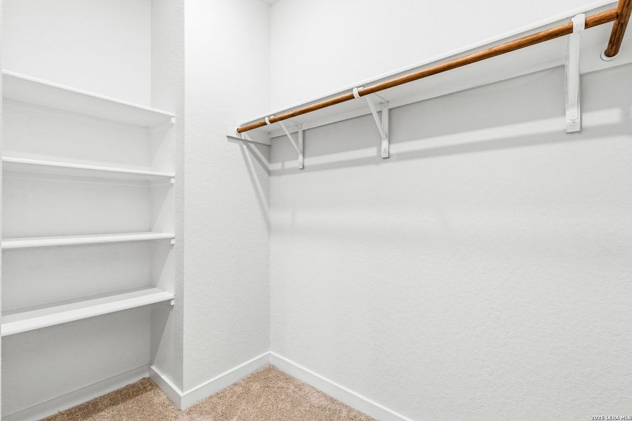 Spacious, unfurnished interior of a new home in , San Antonio (Image 21).