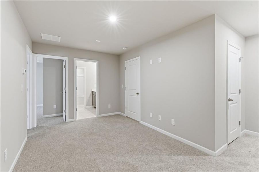 Spacious, unfurnished interior of a new home in Silver Leaf, Dawsonville (Image 25).