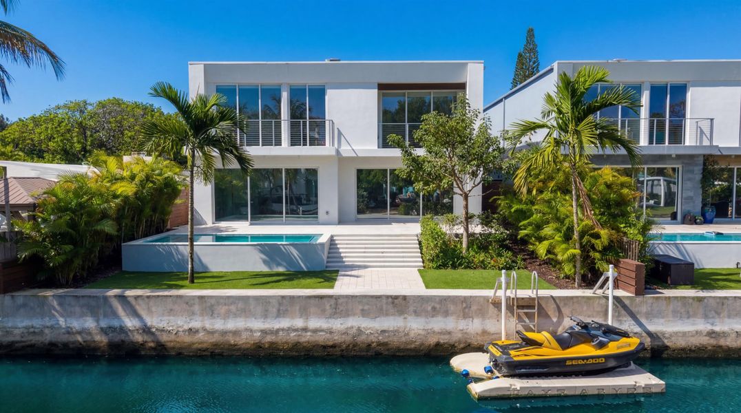 605 Davie rd Aerial 1