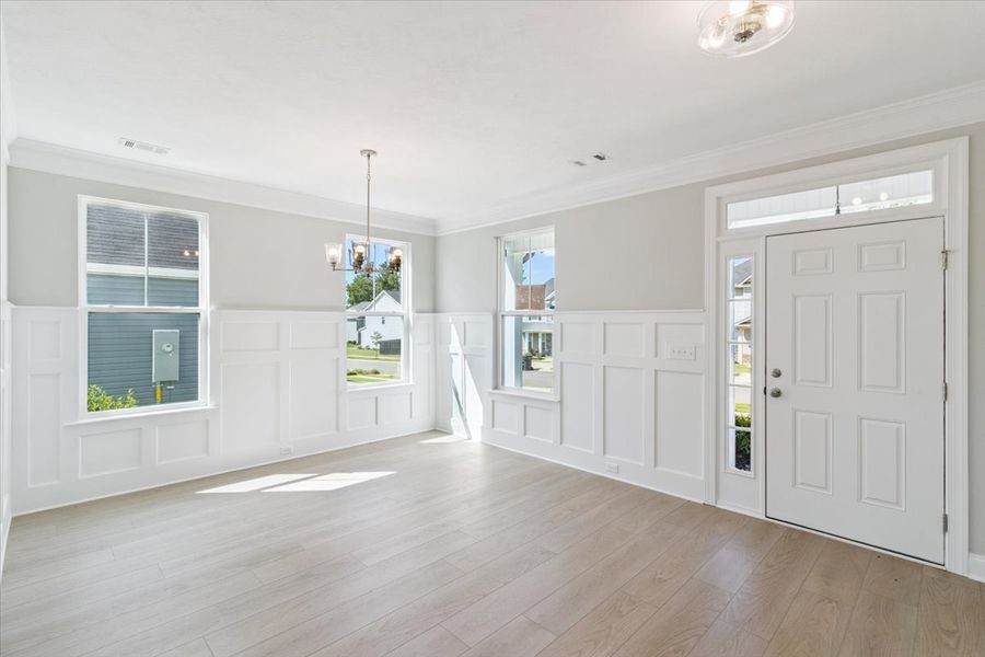 Image 25 of a home in Windsor. Image 25 of a home in Windsor.