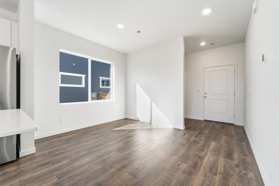 Spacious, unfurnished interior of a new home in Granary, Johnstown (Image 28).
