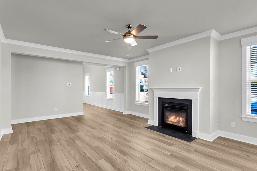 Spacious, unfurnished interior of a new home in Hewing Farms, Summerville (Image 26).