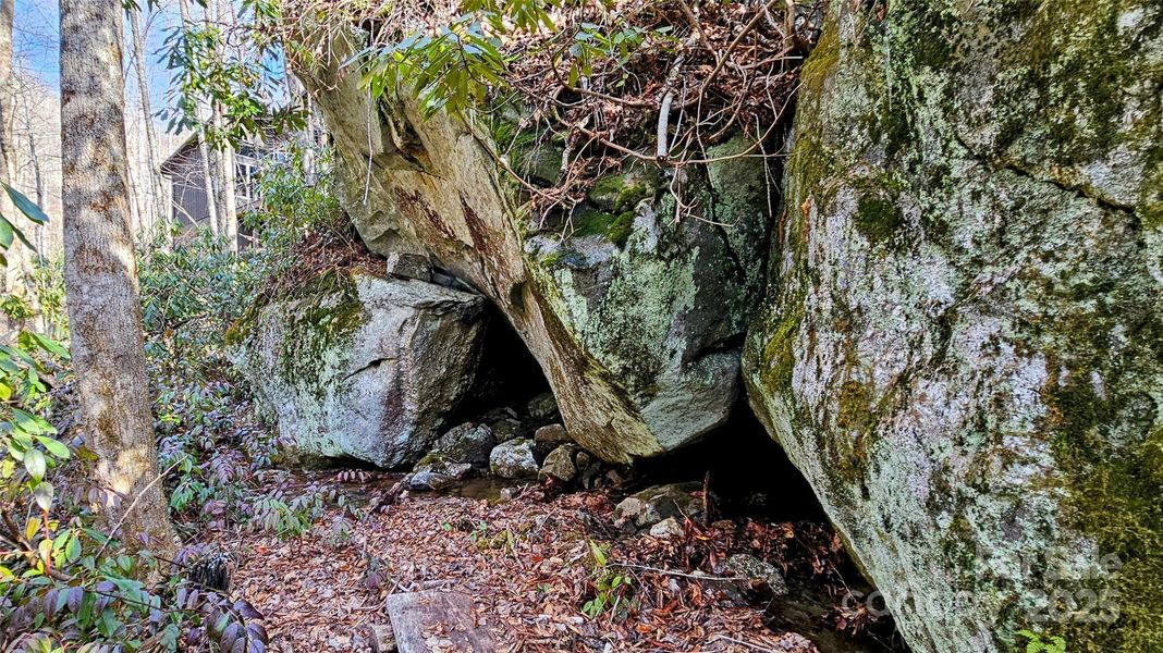 Image 18 of a home in . Image 18 of a home in .