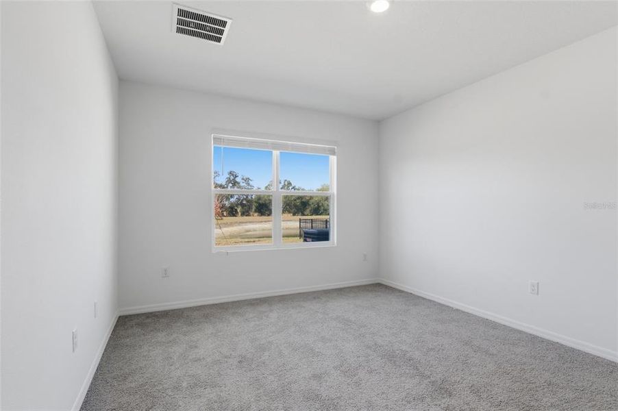 Spacious, unfurnished interior of a new home in Northwater at Two Rivers, Zephyrhills (Image 13).