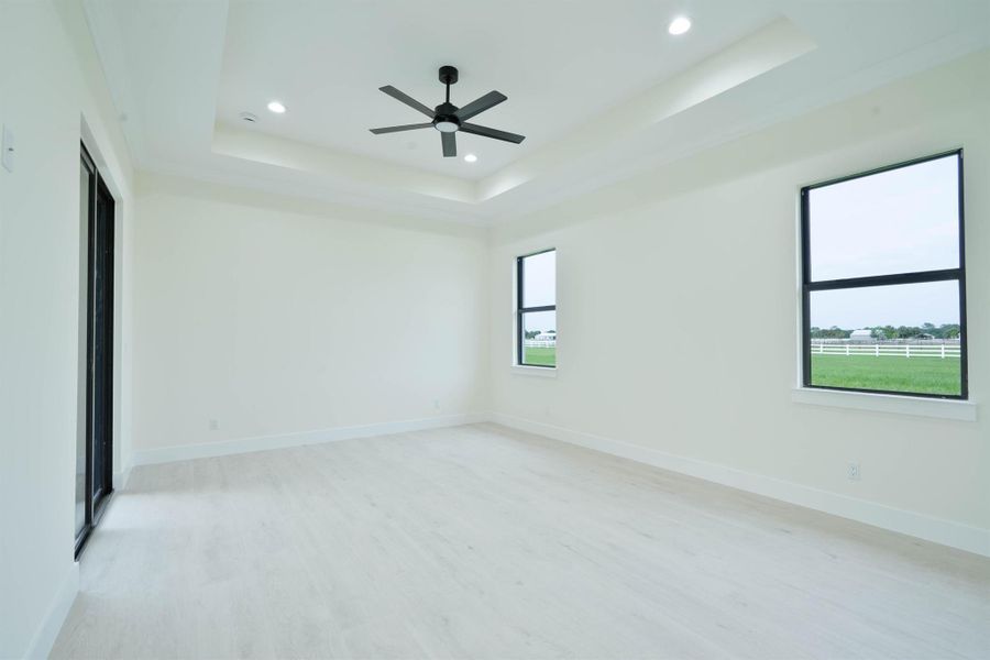 Spacious, unfurnished interior of a new home in , Fort Pierce (Image 42).